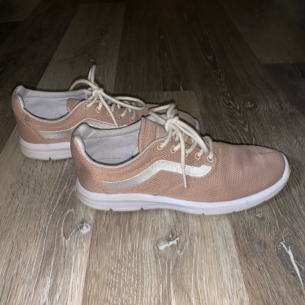 Women’s Vans shoes